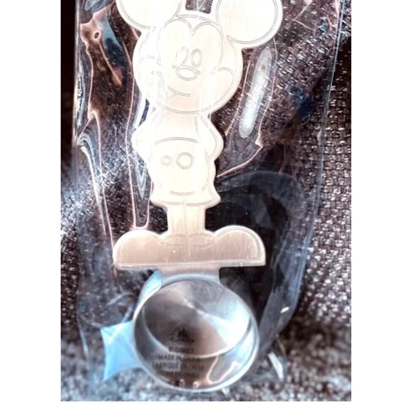 NEW Disney Parks Coffee Scoop Mickey Mouse 2 Tablespoon Scoop - Picture 7 of 7